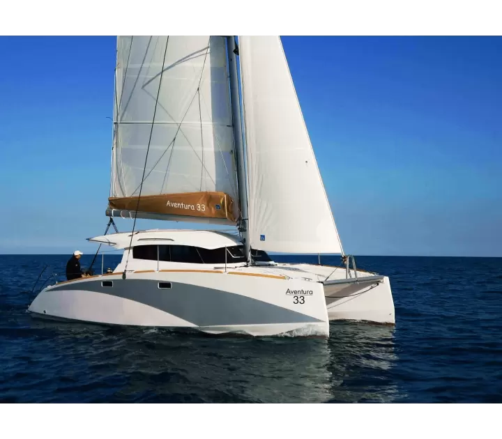 Aventura 33 Catamaran